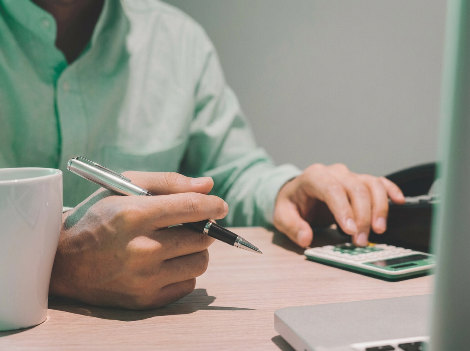 Administratief-commercieel medewerker