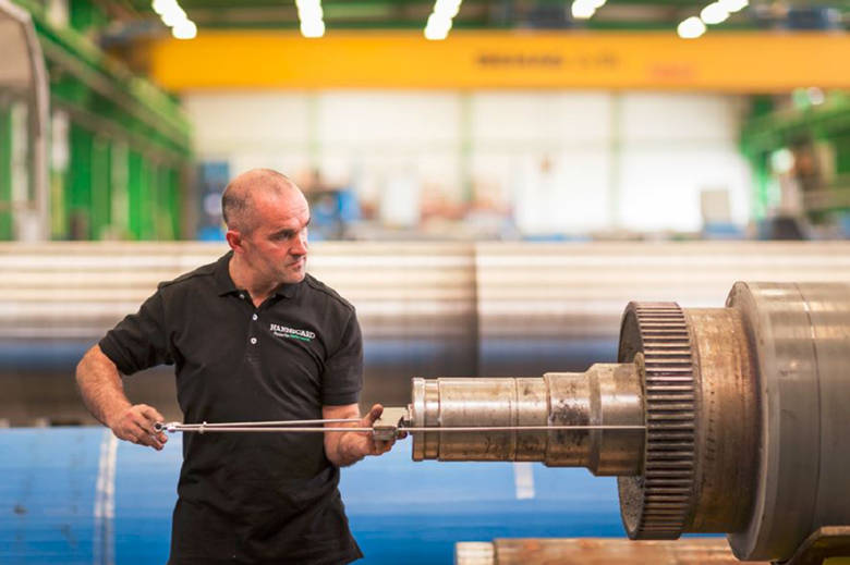 Mechanische Dienstleistungen an Walzen